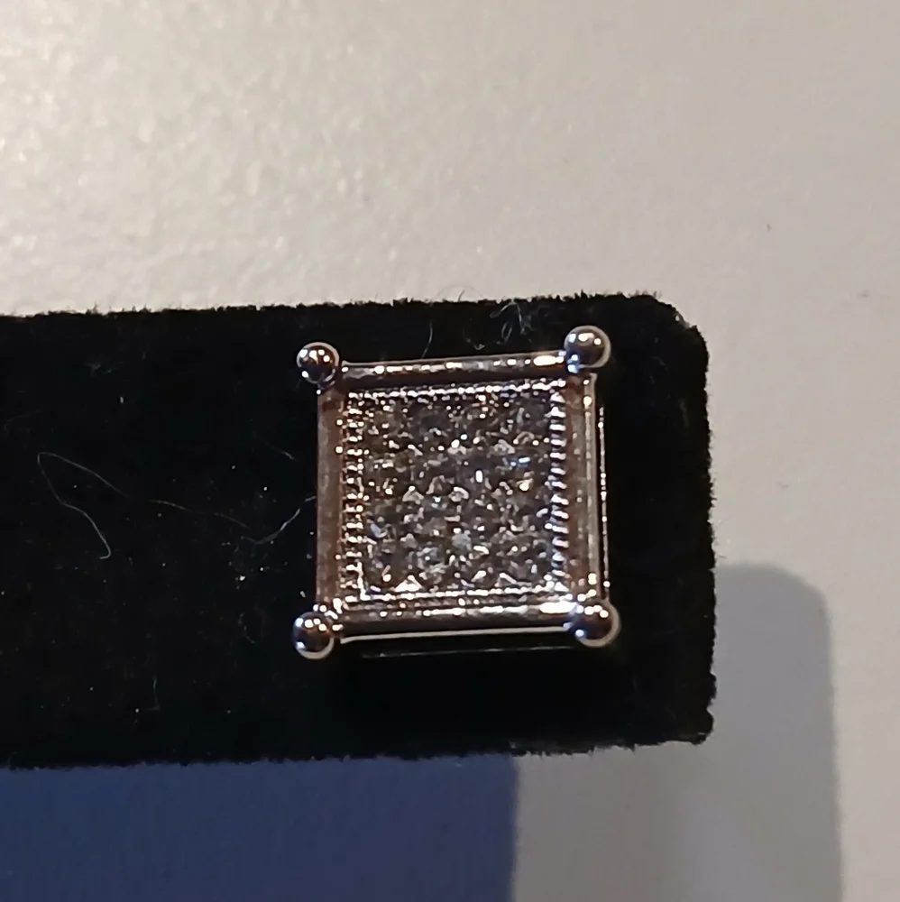 💎 Stainless Steel Square CZ Post Back Studs💎 - Picture 1 of 9